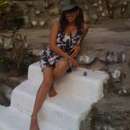 Join Laura from Trois-Rivières for an Unforgettable Swinging Experience
